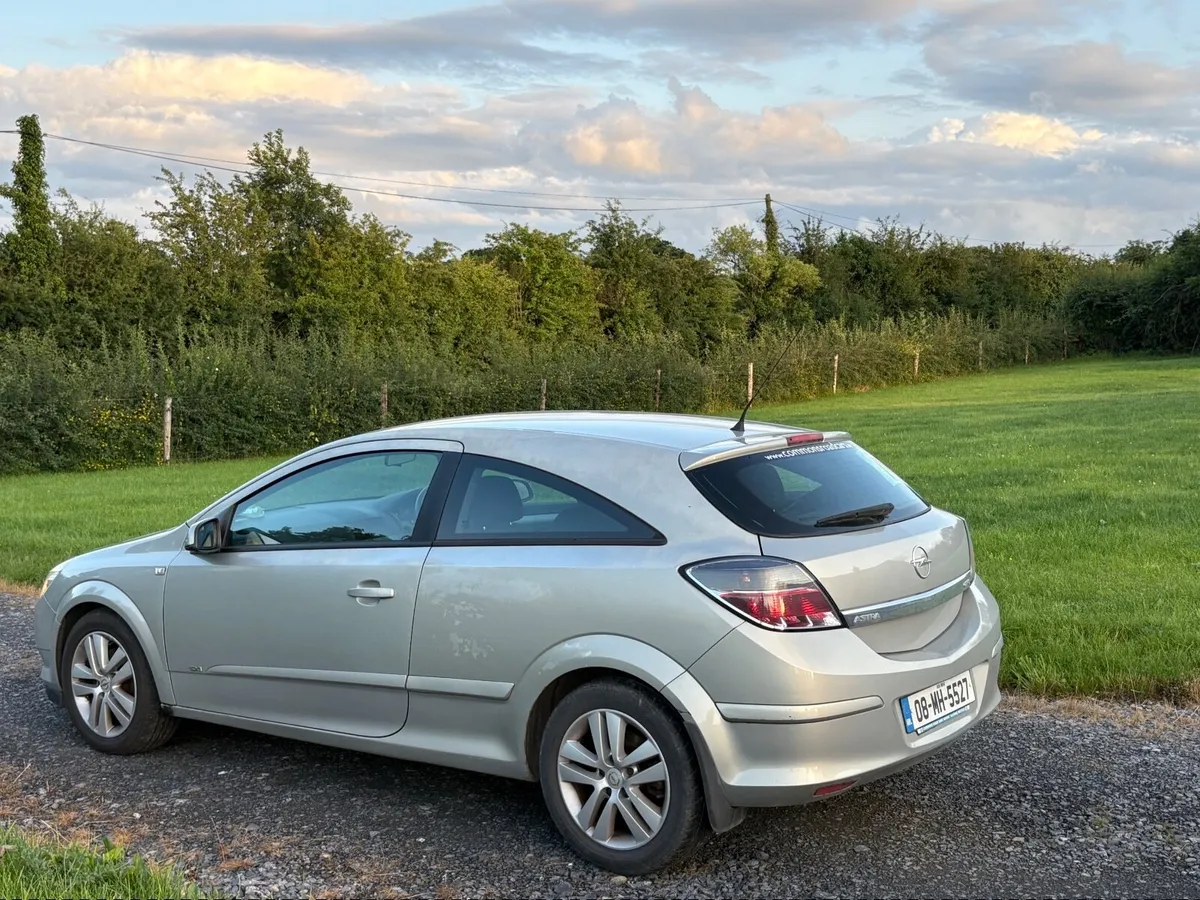 Opel Astra 2008 - Image 3