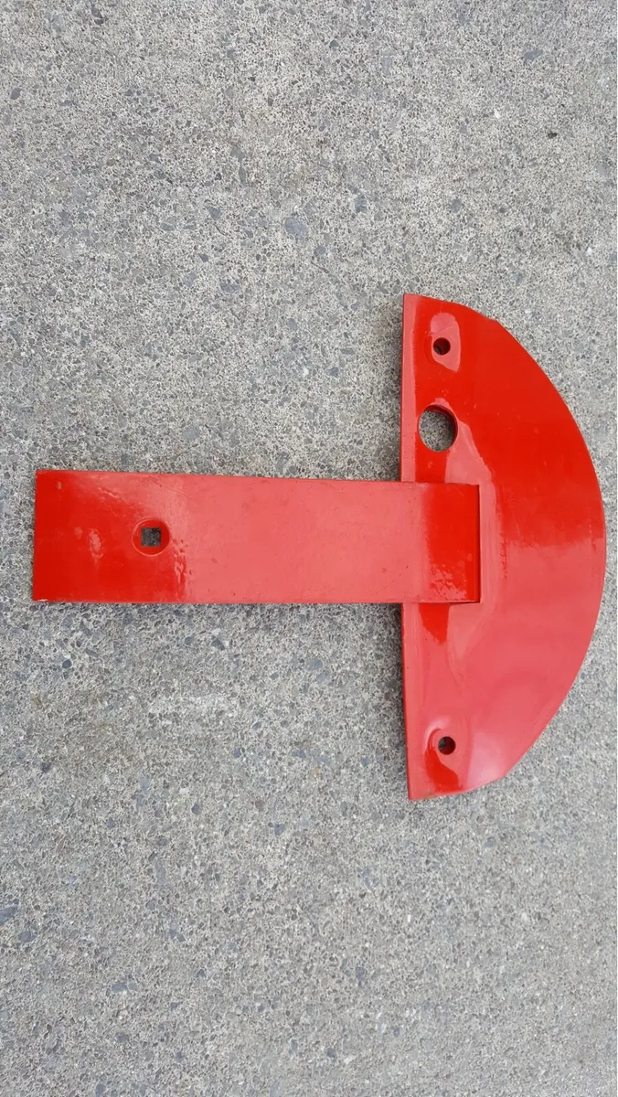Taarup/Kverneland stone guard/cutter bar skid - Image 1