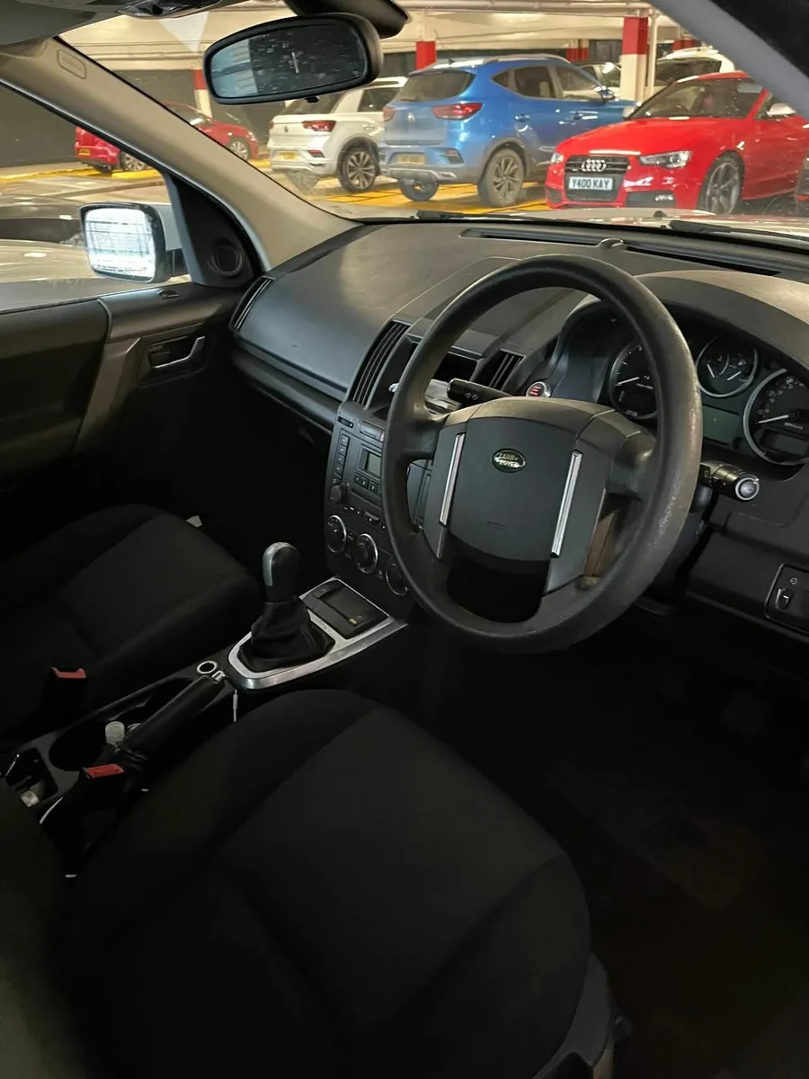Land Rover Freelander 2010 - Image 4