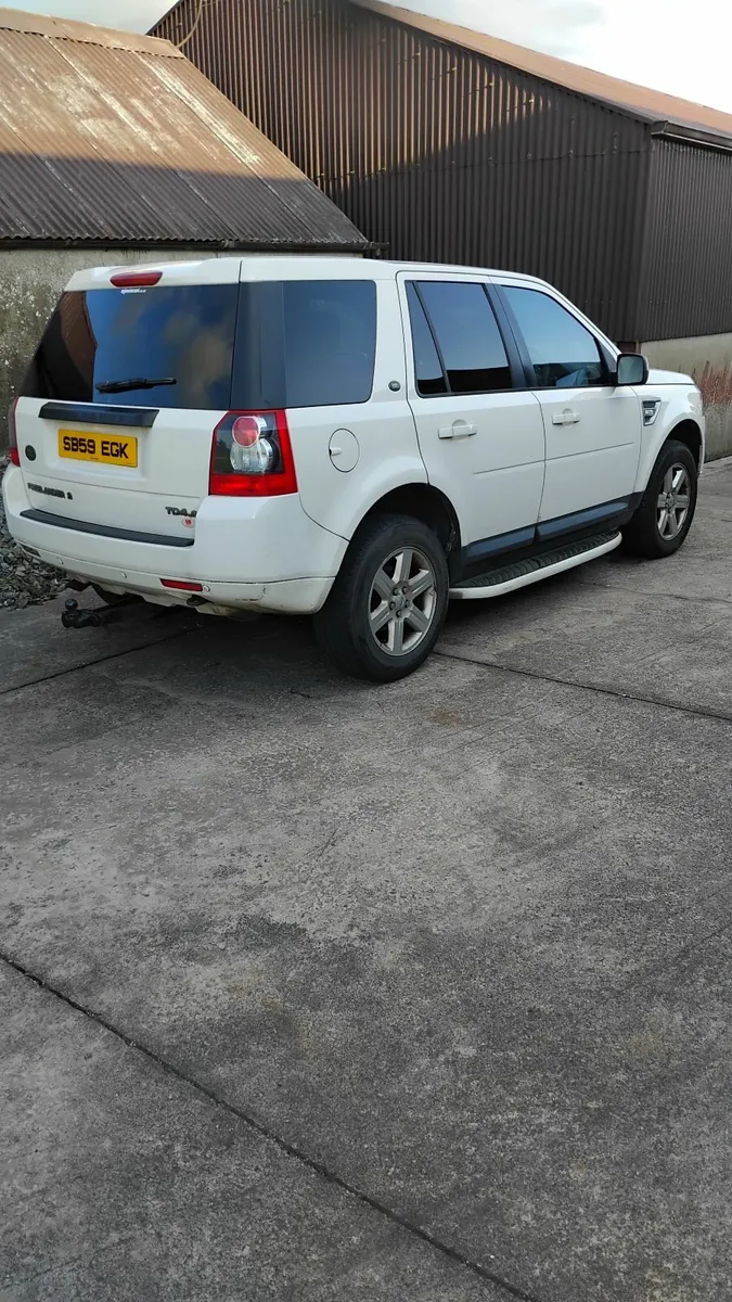 Land Rover Freelander 2010 - Image 3