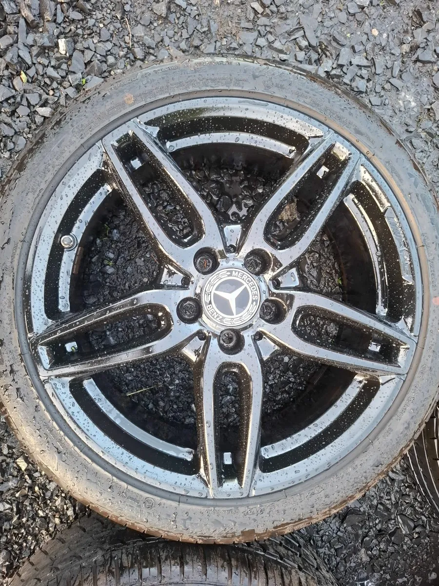 18" Genuine Mercedes Amg A, B, CLA Alloys with tyr - Image 2
