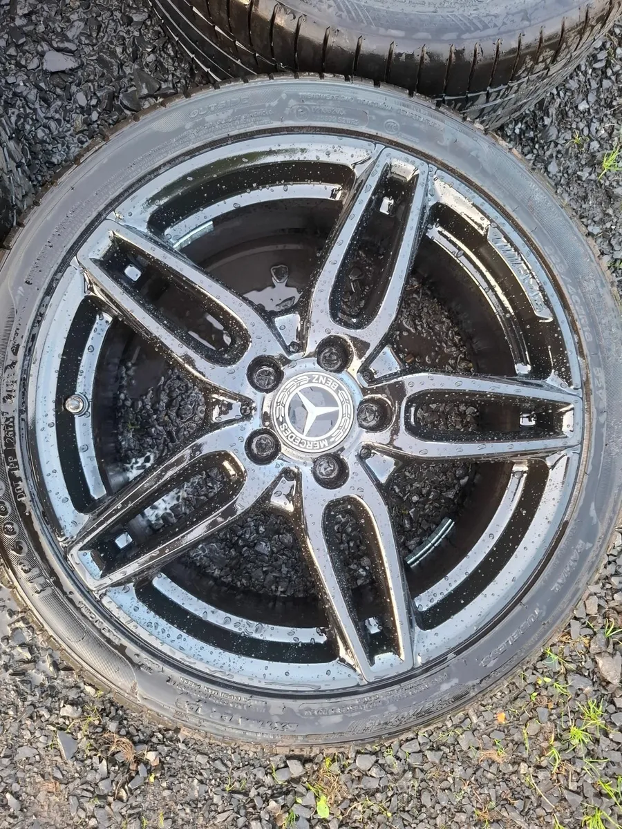 18" Genuine Mercedes Amg A, B, CLA Alloys with tyr - Image 3