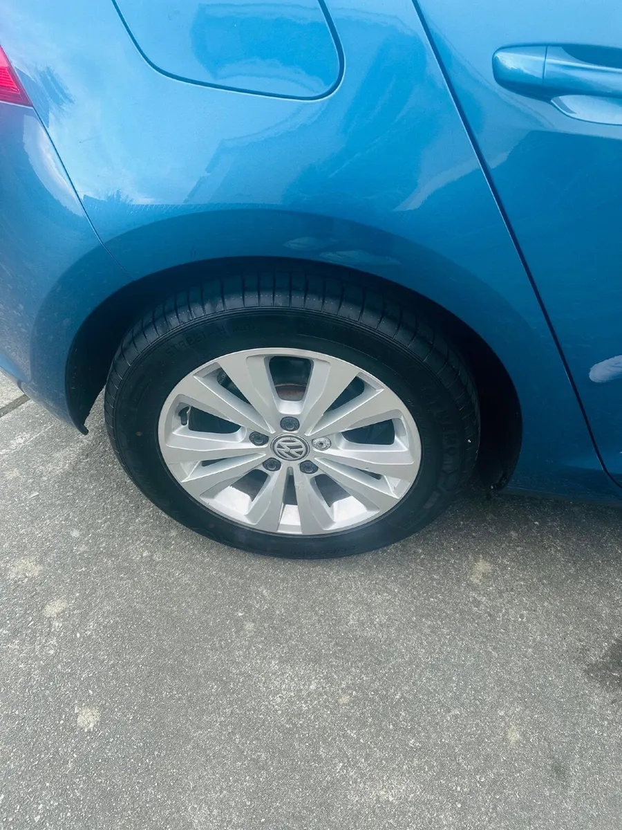 Volkswagen Golf 2016 - Image 2
