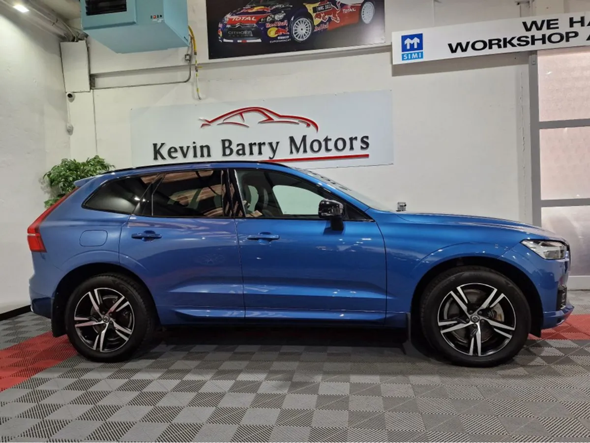 Volvo XC60 T6 Recharge R Design (pan Roof) AWD 34 - Image 4