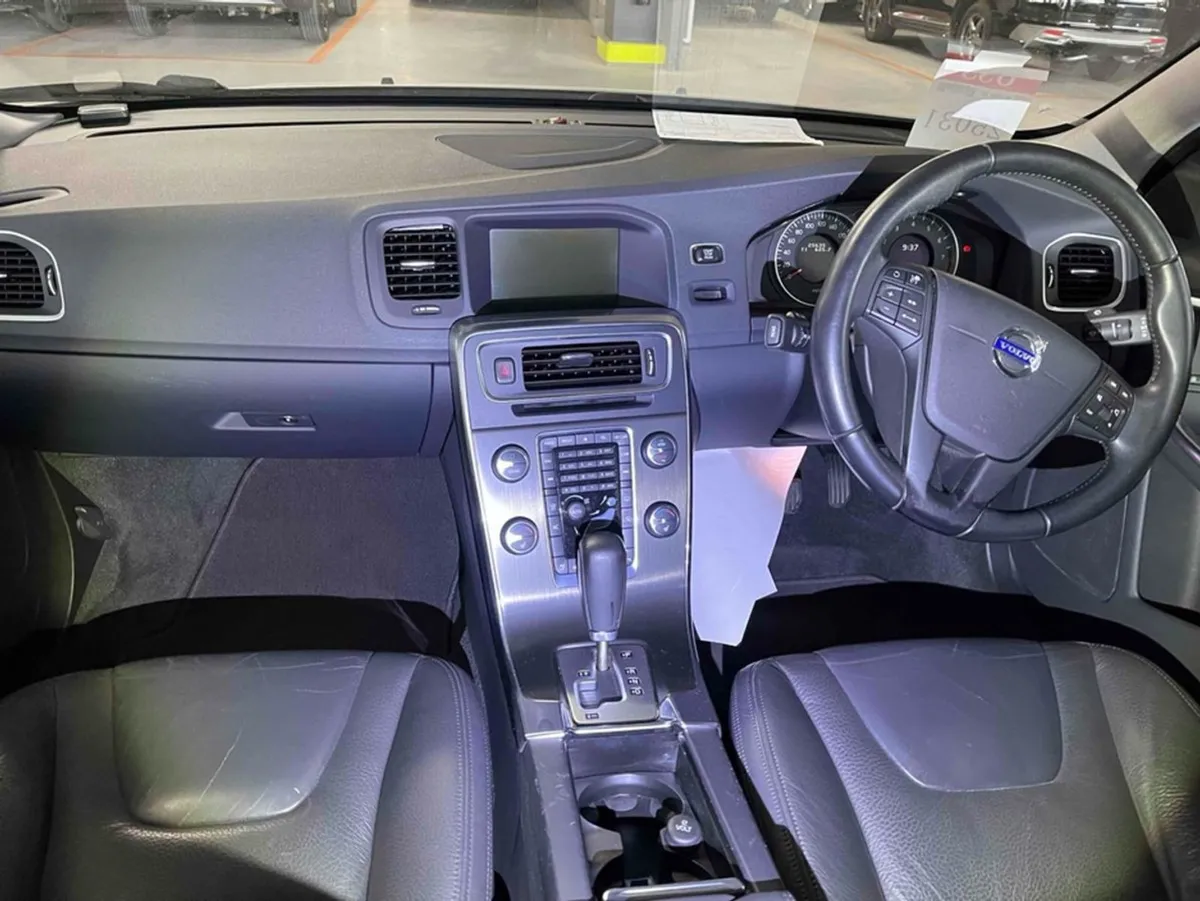 Volvo S60 1.6 E-driv Auto - Image 4