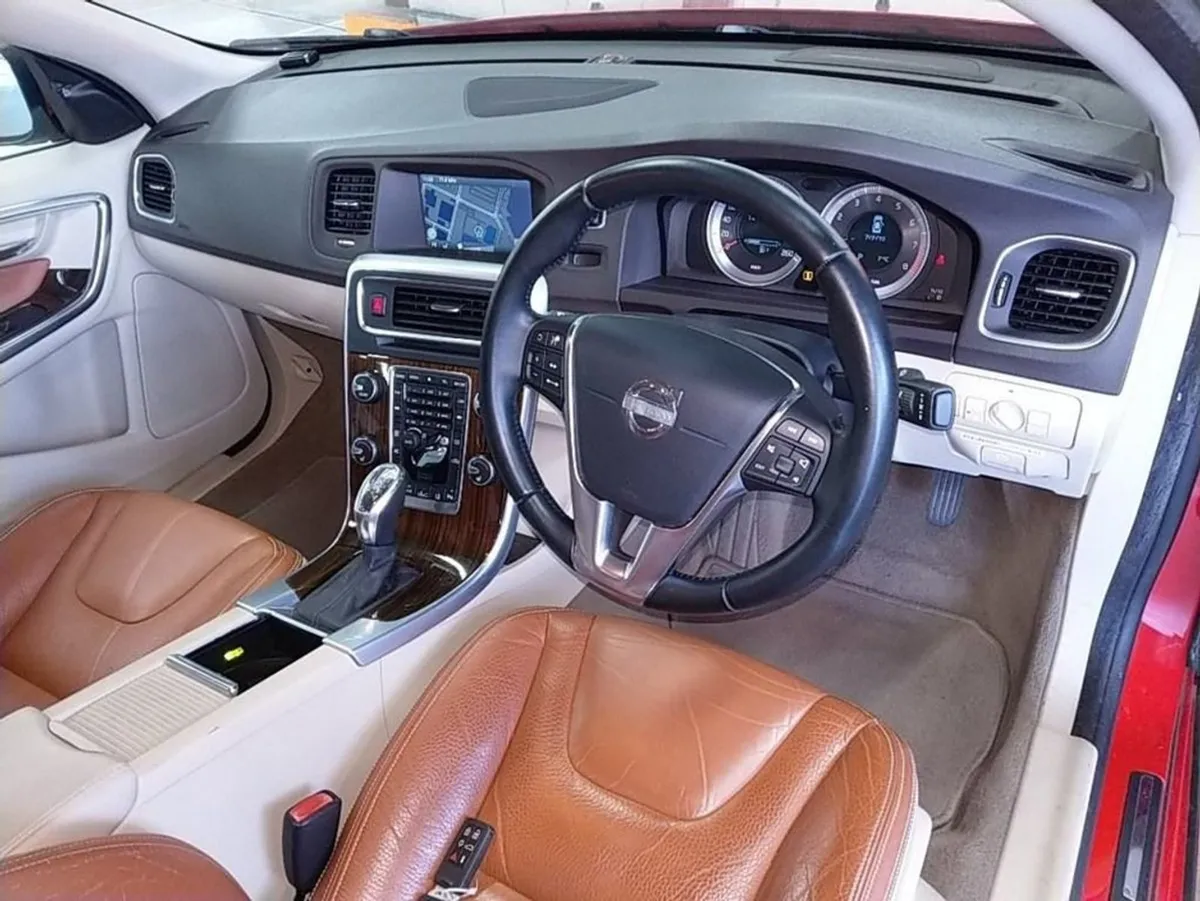 Volvo S60 1.6 T4 High Spec - Image 3