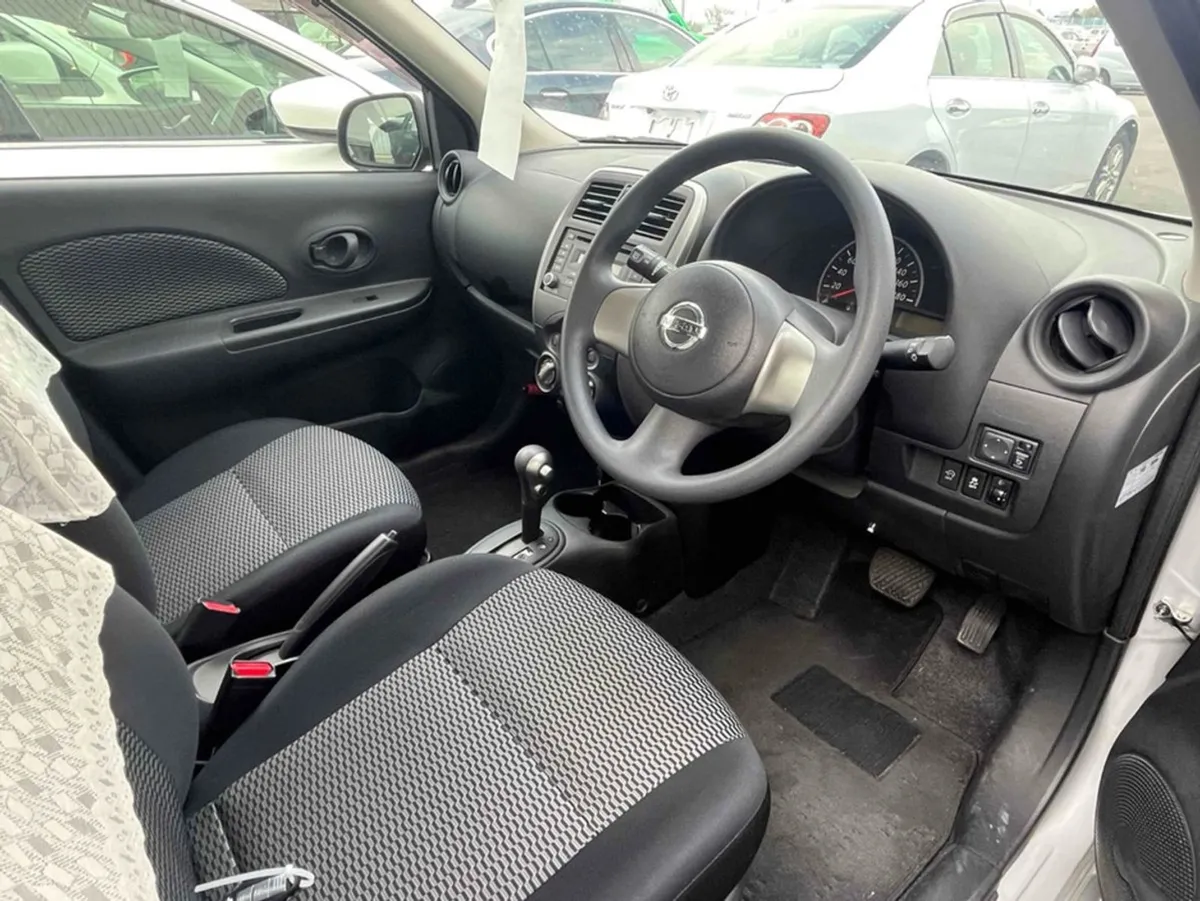 Nissan Micra 1.2 March 5DR - Image 4