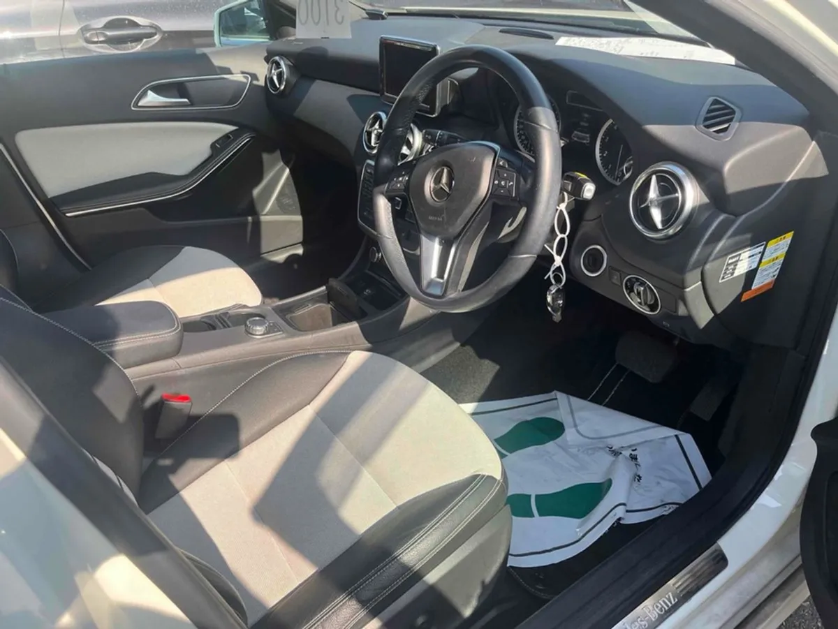Mercedes-Benz A-Class A180 1.6 Style Auto - Image 4