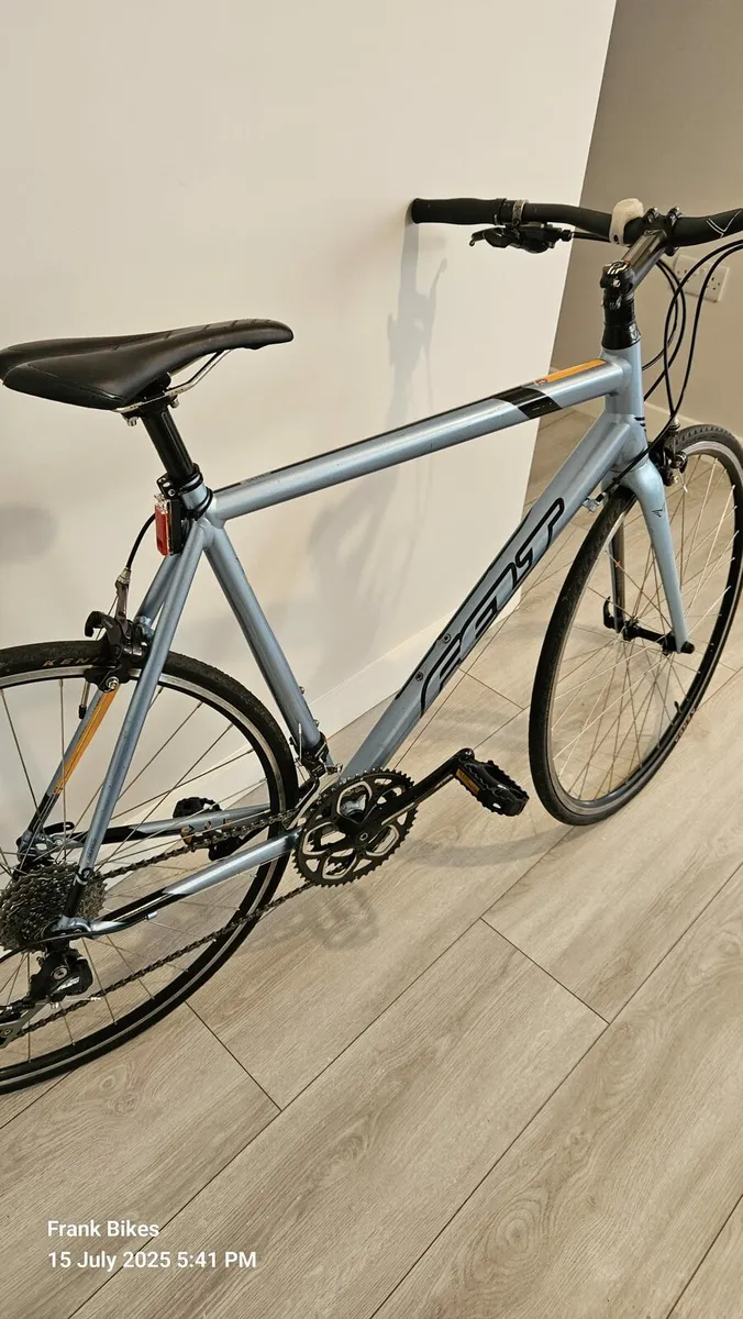 Road Bike Felt EXCELLENT CONDITION - Image 2