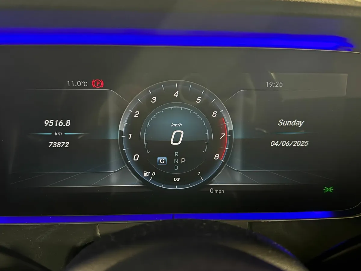 Mercedes-Benz E-Class 2019 - Image 4