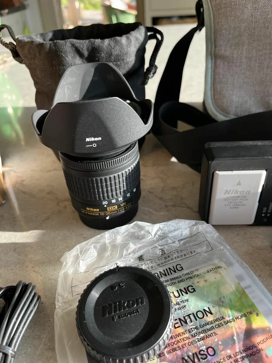Nikon D3300 DSLR Camera Kit + 3 Lenses - Image 3