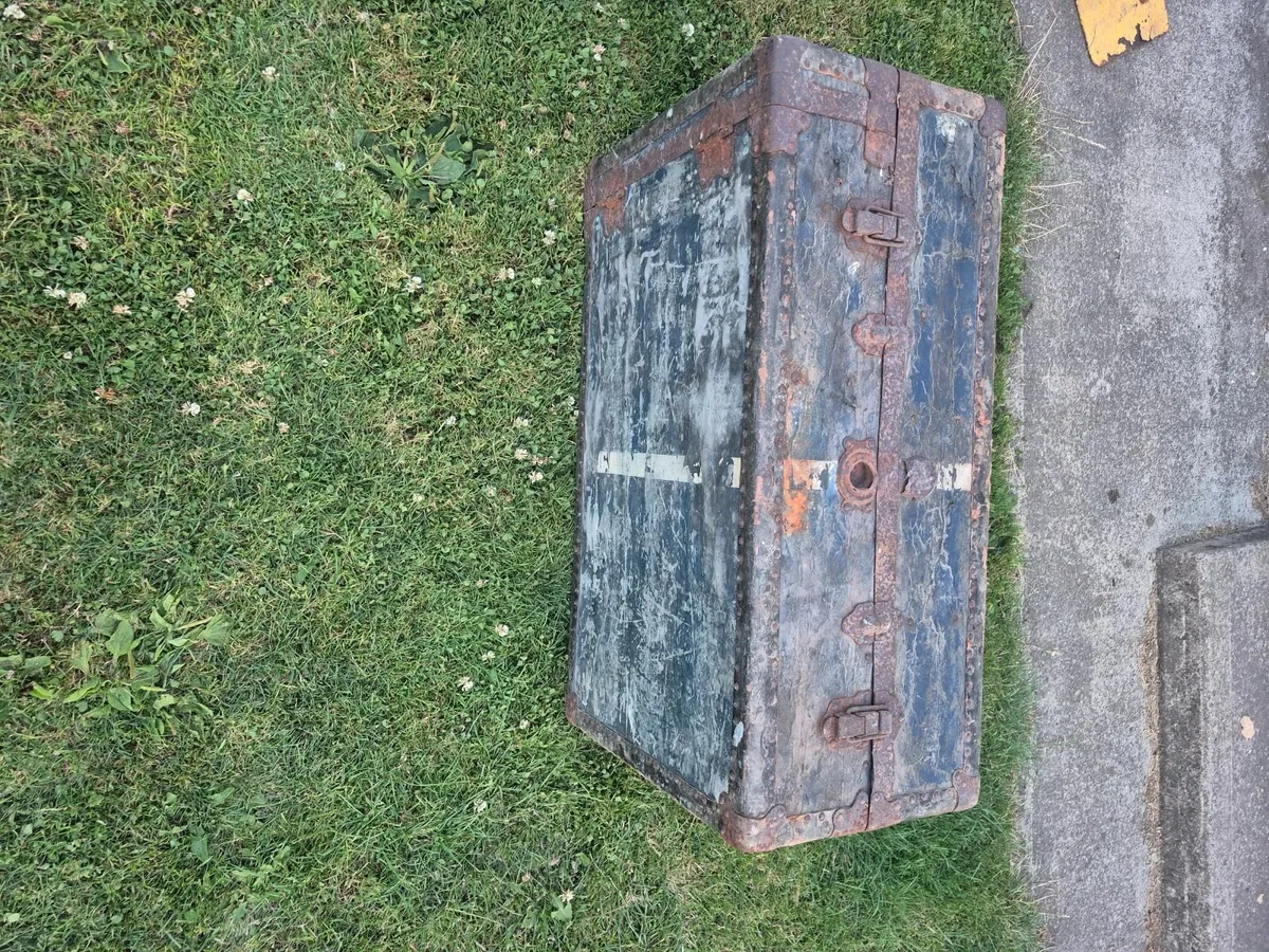 TREASURE CHEST X2 - Image 2