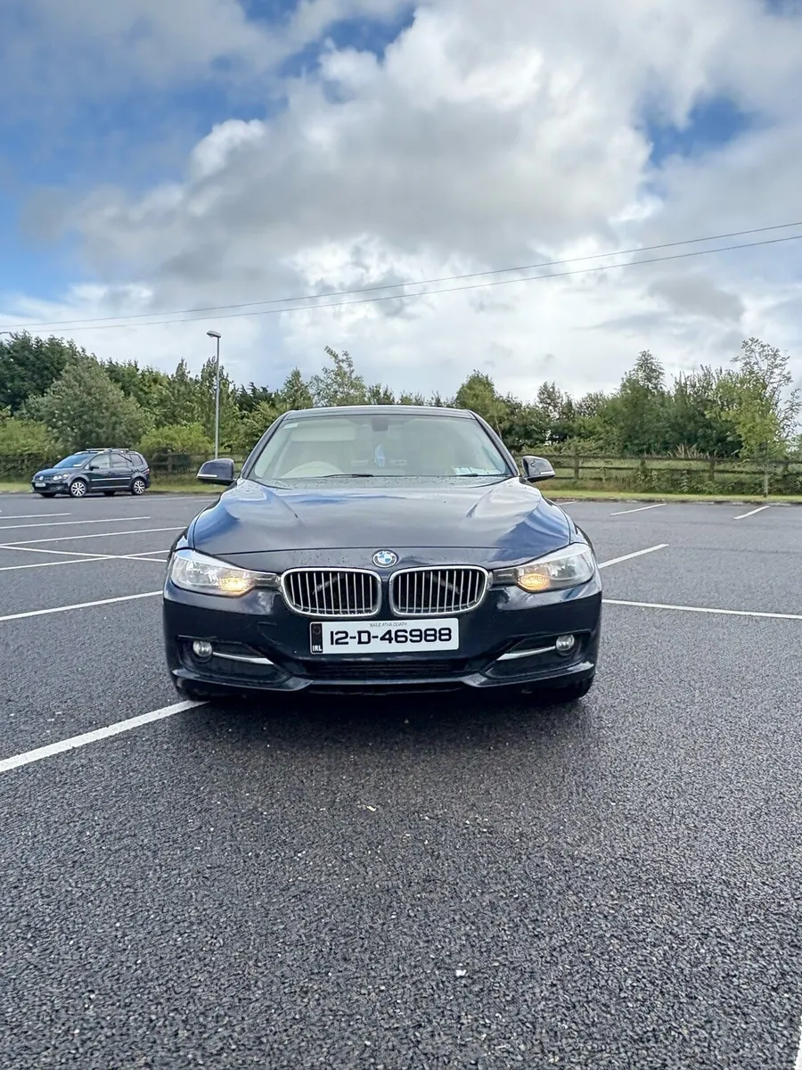 2012 BMW 3 Series - Image 2