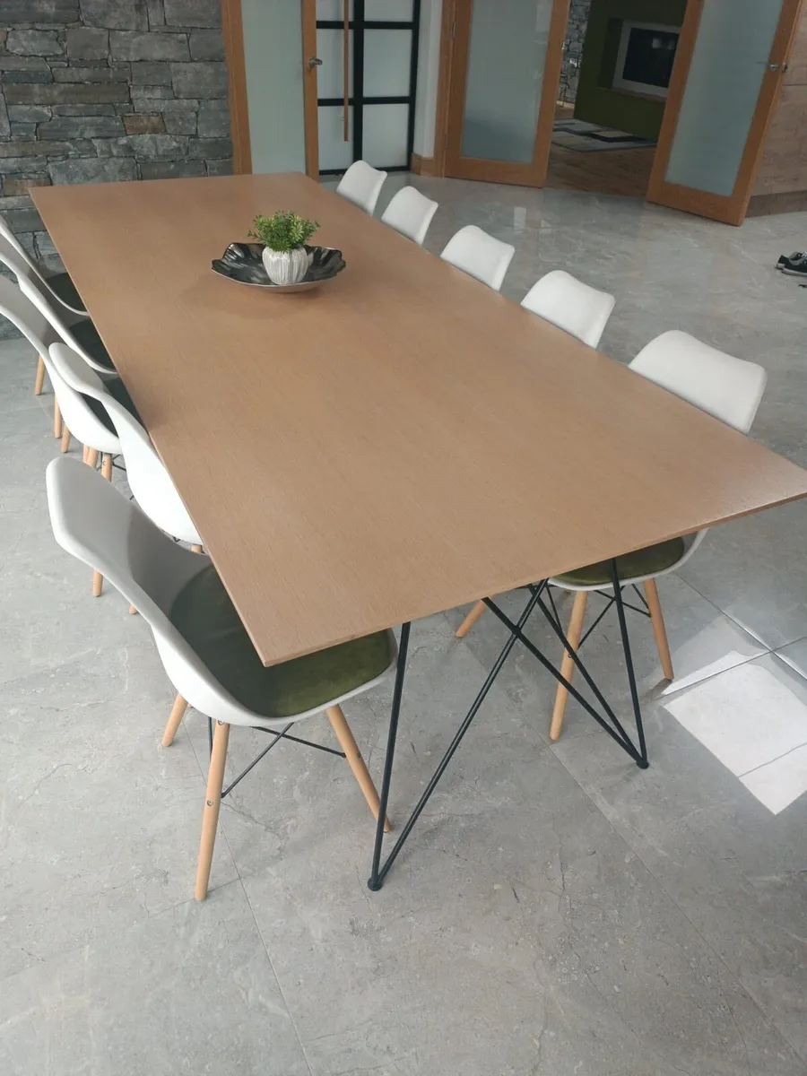 Eames Style DSW dining Chairs & Table - Image 2