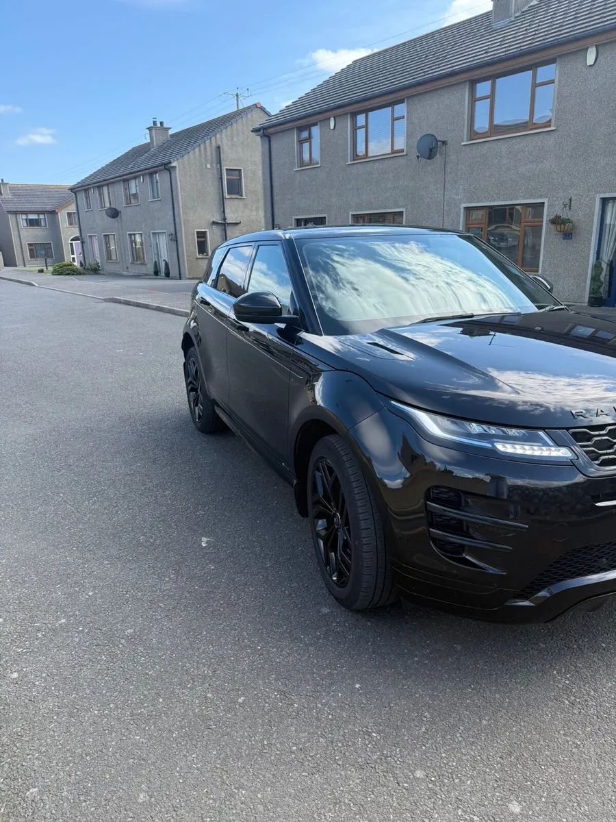 Car - Image 3