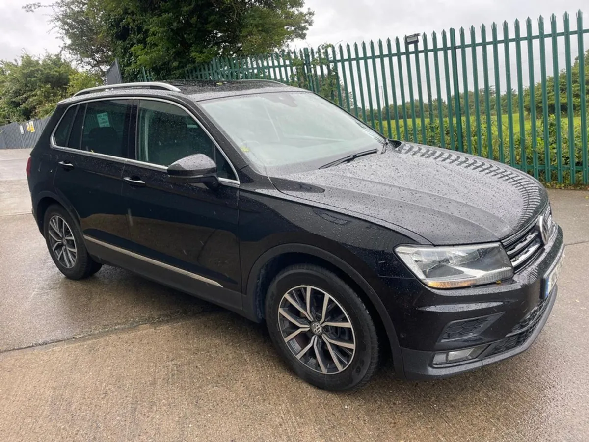 Volkswagen Tiguan 2.0 TDI 150 Comfortline PAN Roo - Image 2