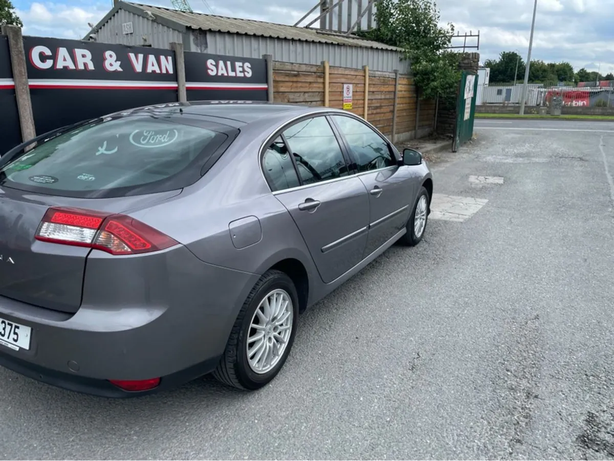 Renault Laguna Dynamique 1.5 DCI 110 4 III 4DR - Image 4