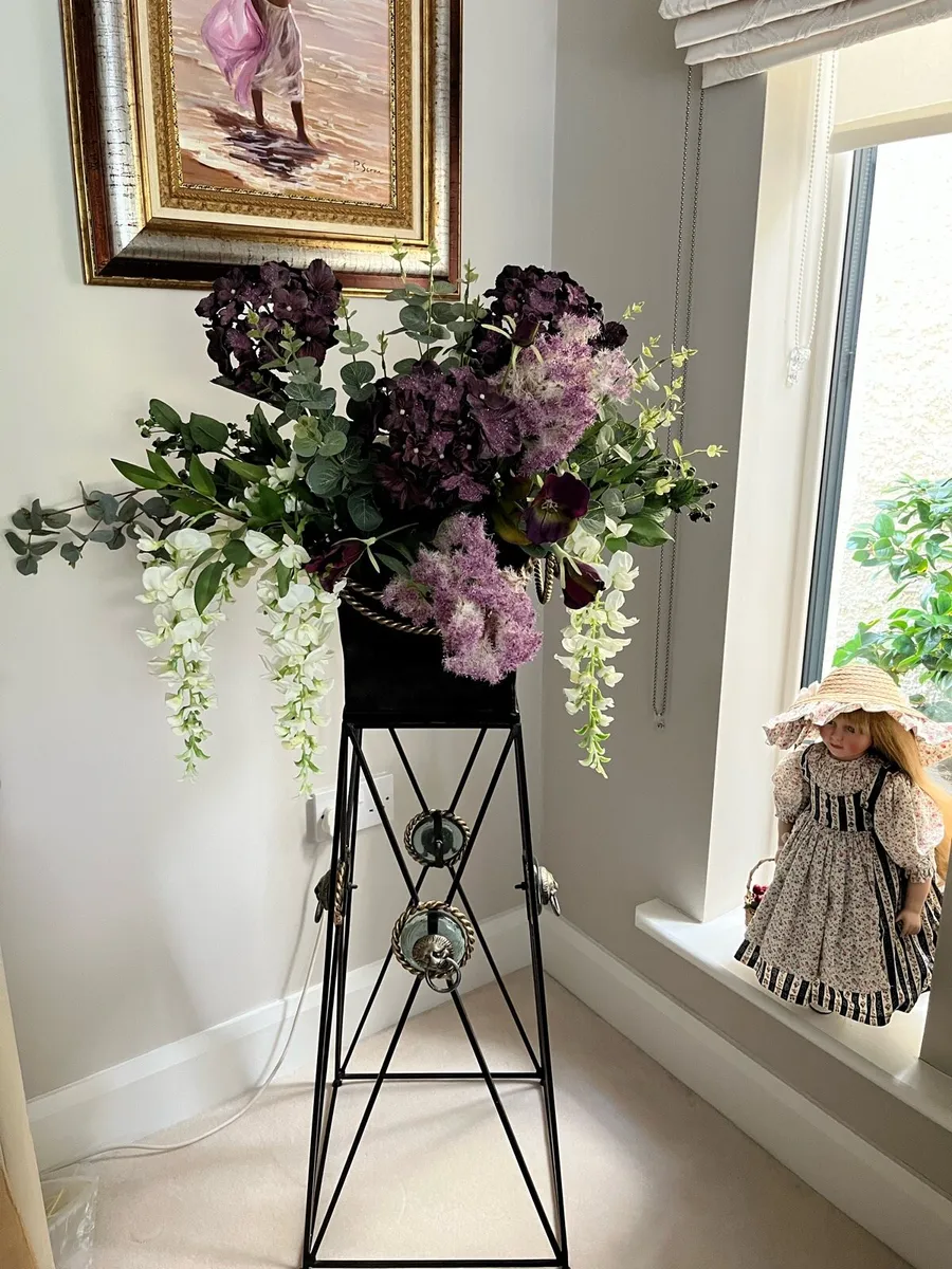 PLANTSTAND - Image 1