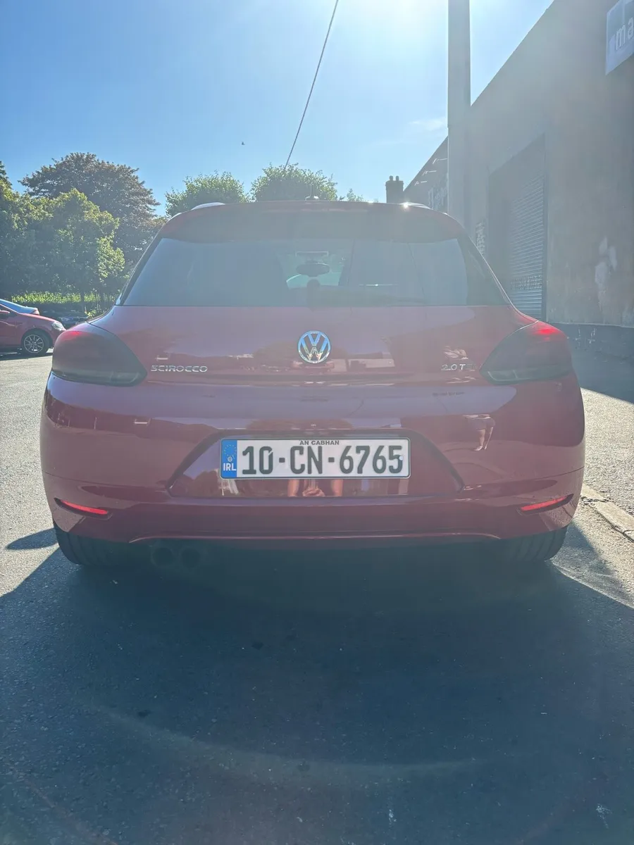 Volkswagen Scirocco 2.0TSI GT DSG - Image 4