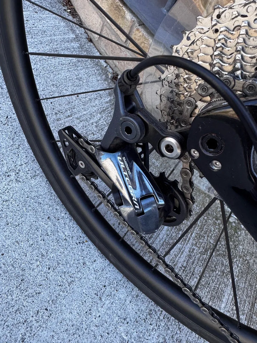 Trek Madone + SL6 2020 Ultegra E Racer - Image 4