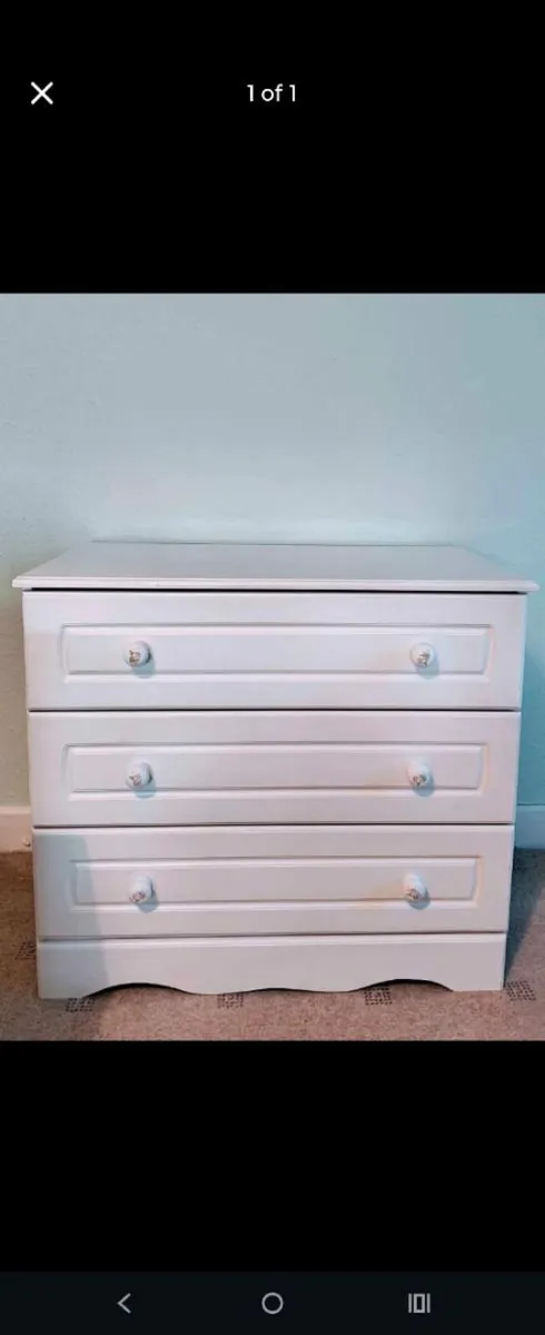 White Chest of Drawers