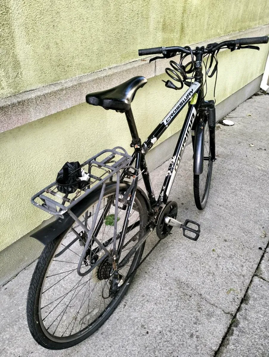 Large Merida Hybrid Bike + Accessories - Image 4