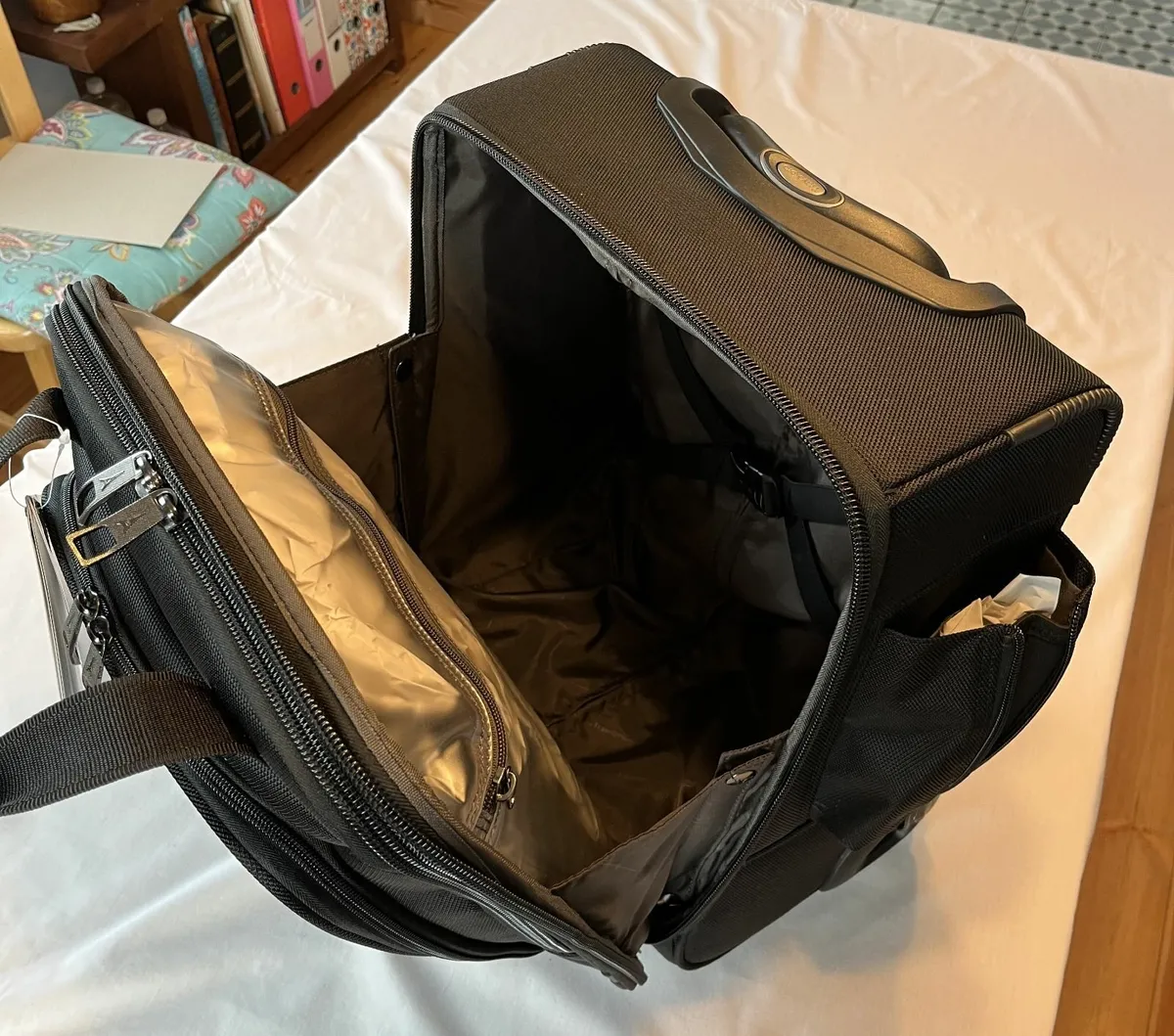 Suitcase - Image 3