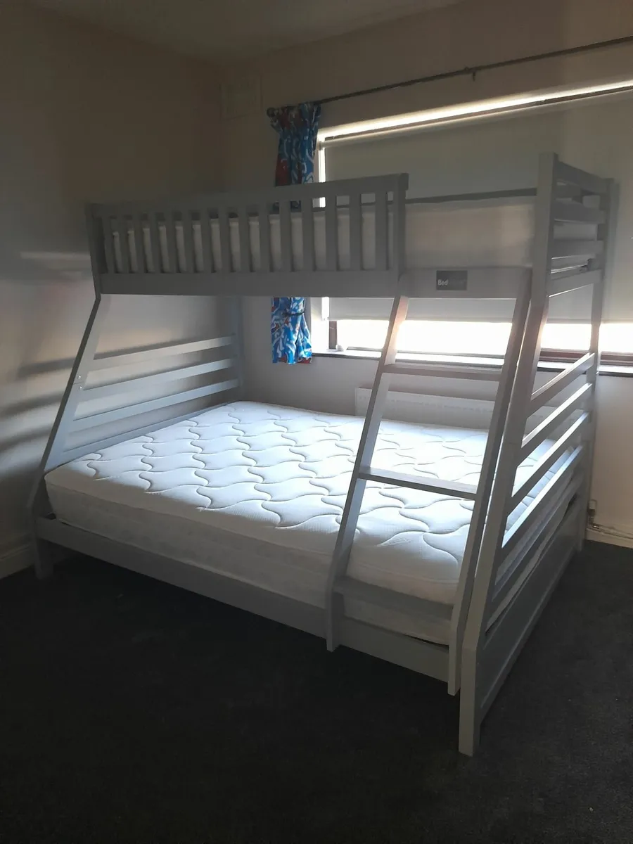 Bunk Beds - Image 3