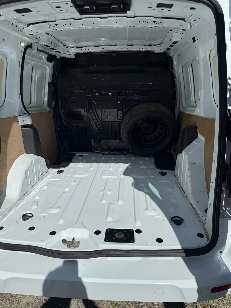 Ford transit connect - Image 4