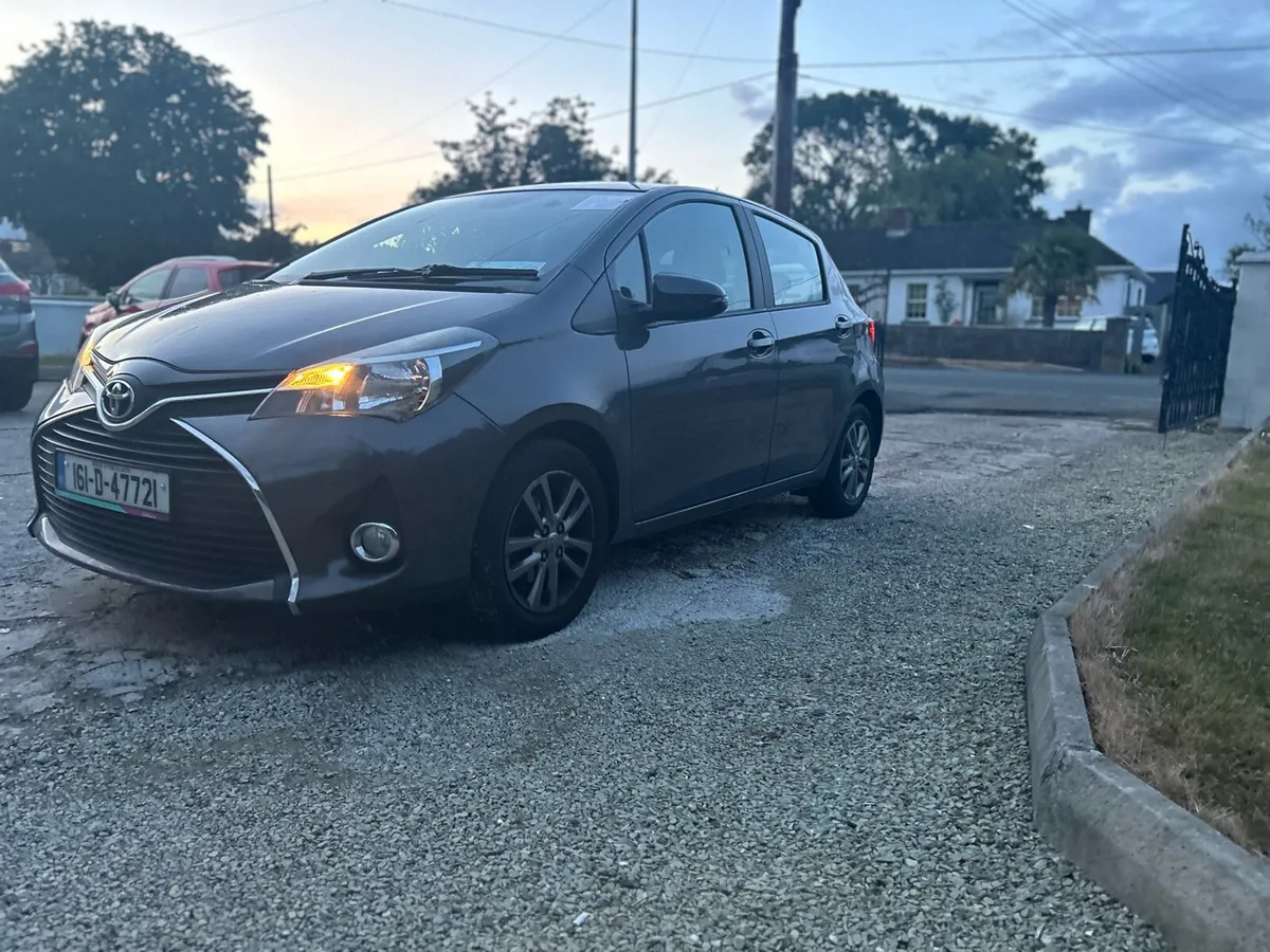 2016 Toyota Yaris - Image 2