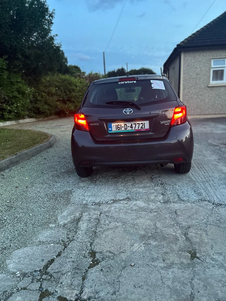 2016 Toyota Yaris - Image 3