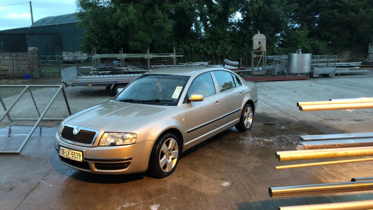 Skoda superb - Image 1