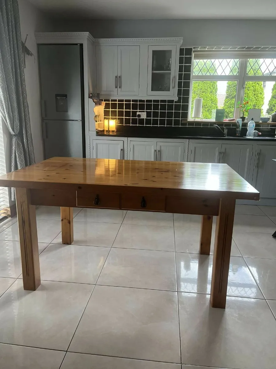 Kitchen Table - Image 1