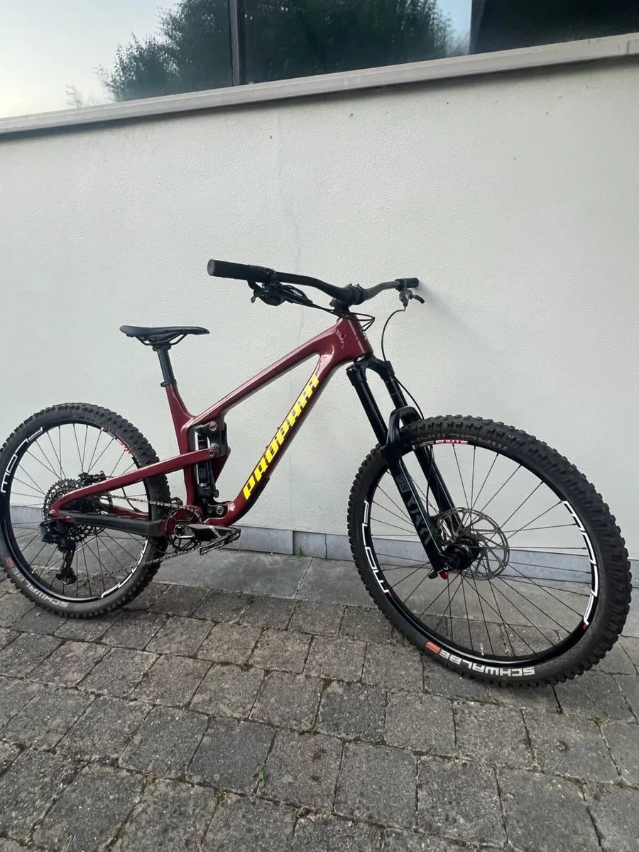 Mountain bike - Image 1