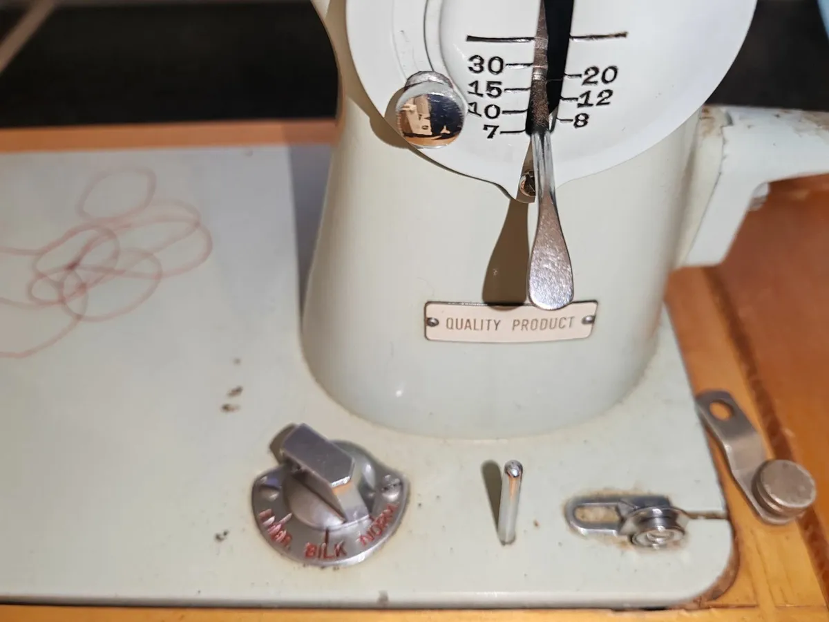 Brother Sewing machine - Image 4