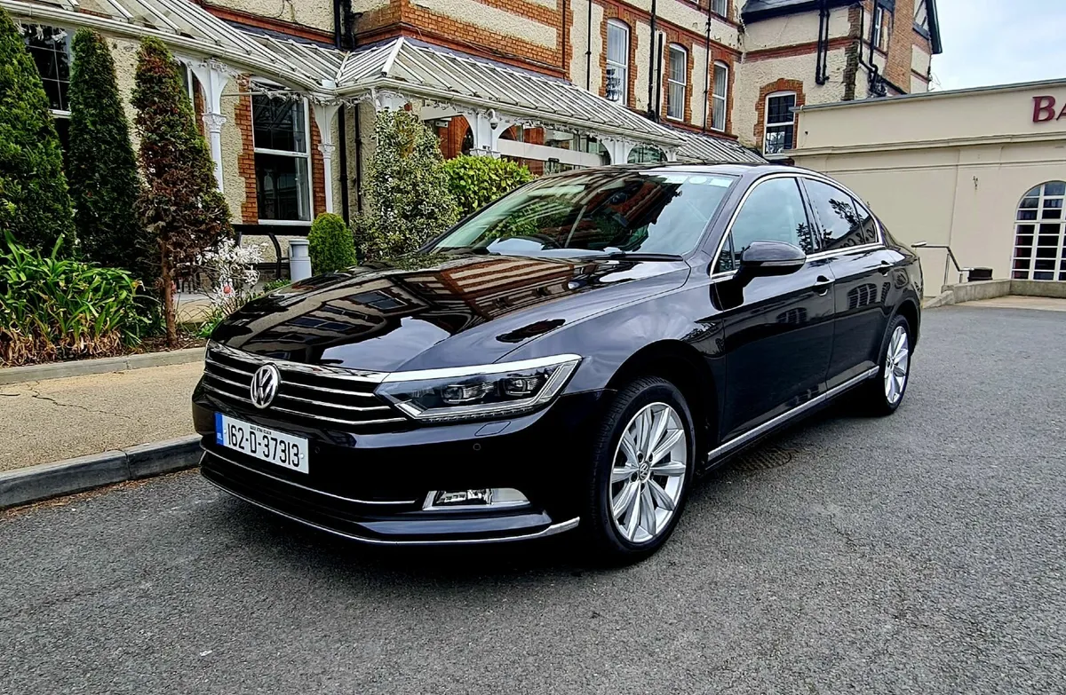 Huge Specification Passat Highline Automatic - Image 1