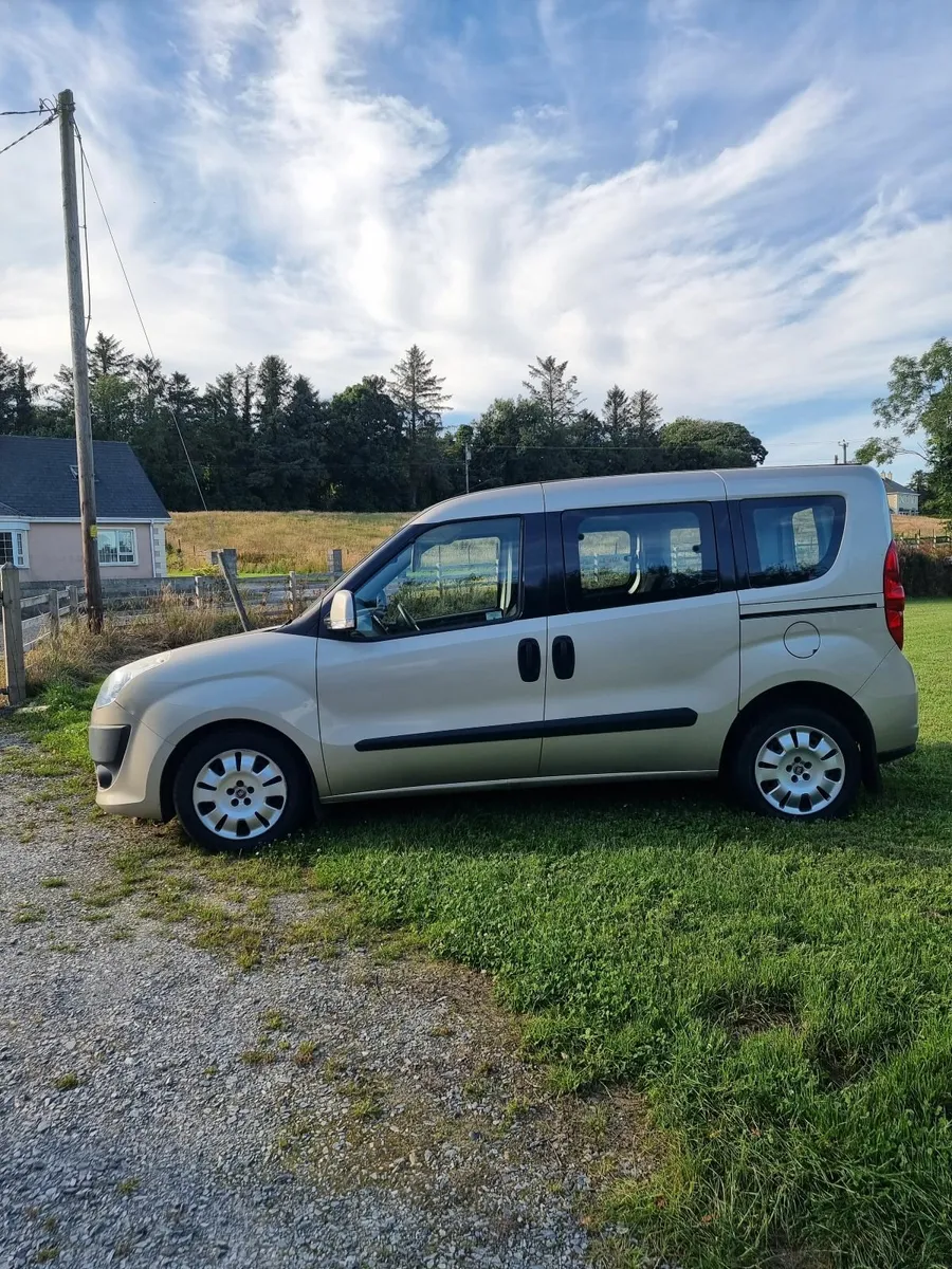 2012 Fiat Doblo MyLife - Image 2