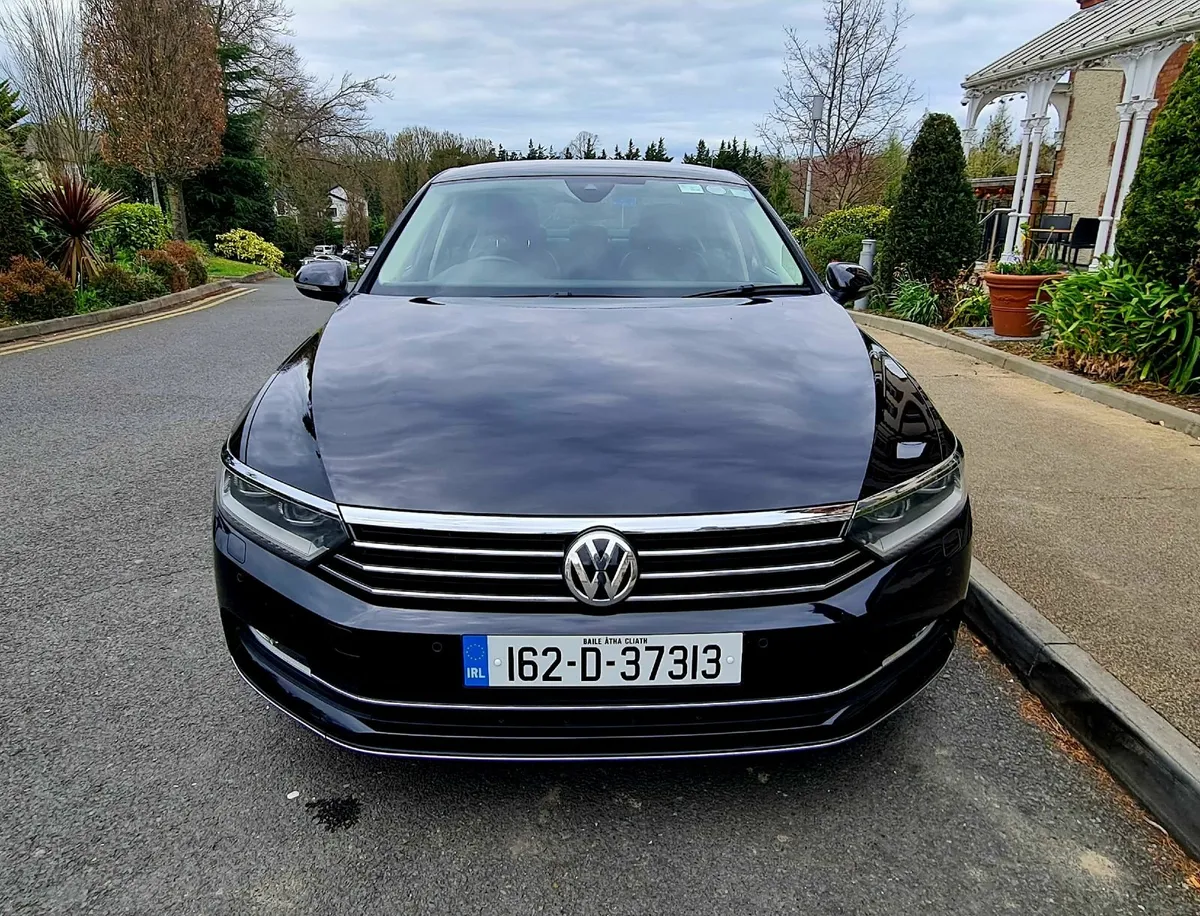 Huge Specification Passat Highline Automatic - Image 3