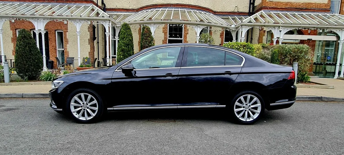 Huge Specification - Passat 1.4 Highline Automatic - Image 4