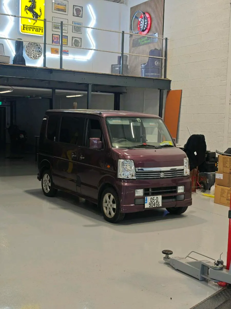 Suzuki Every Wagon DA64W 2005 - Image 2