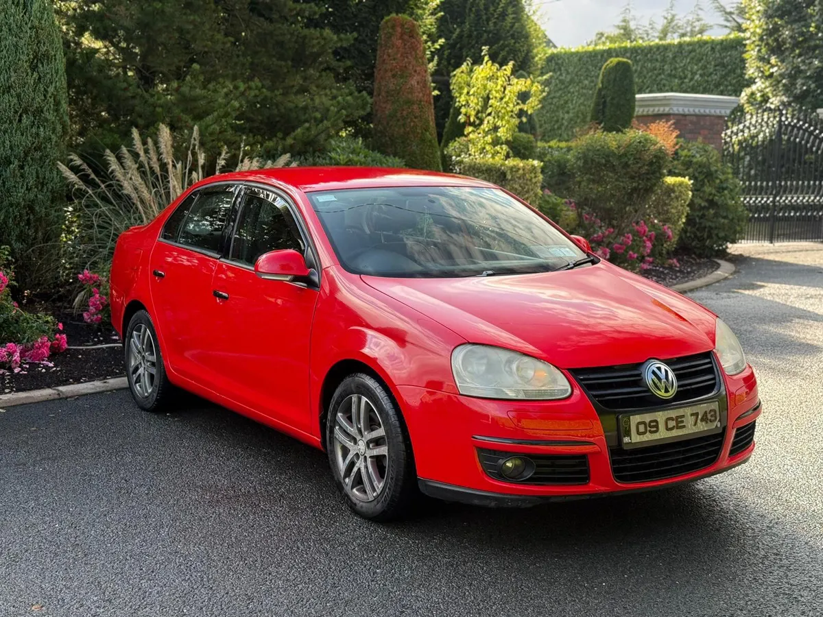 Volkswagen Jetta 2009 - Image 1