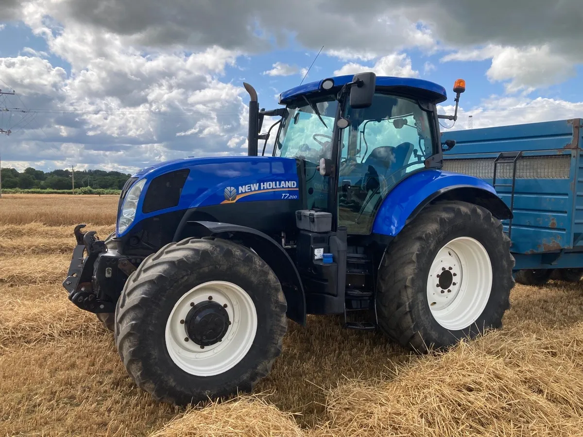 New Holland T7.200 - Image 1