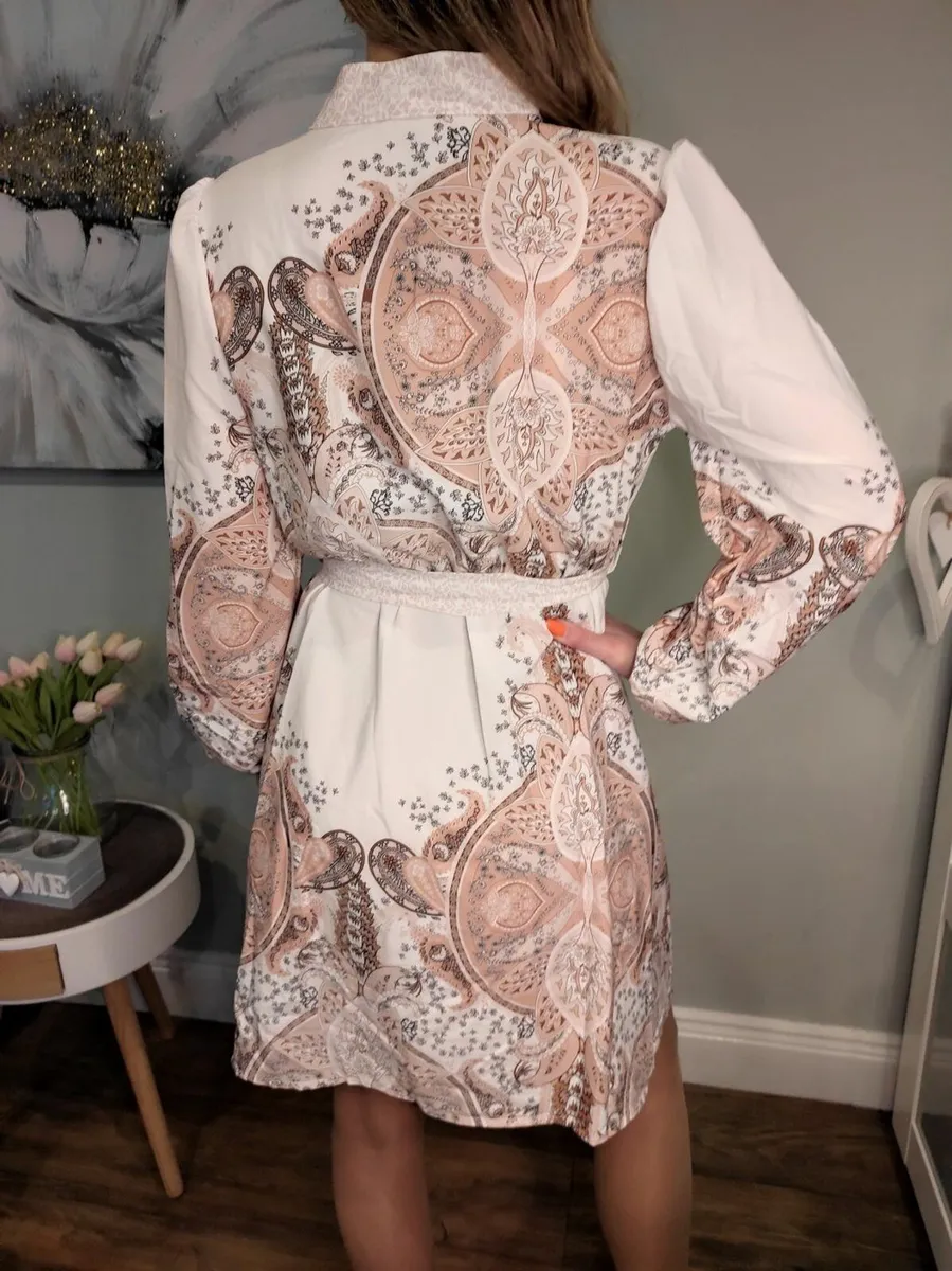 Flared dress - Image 3