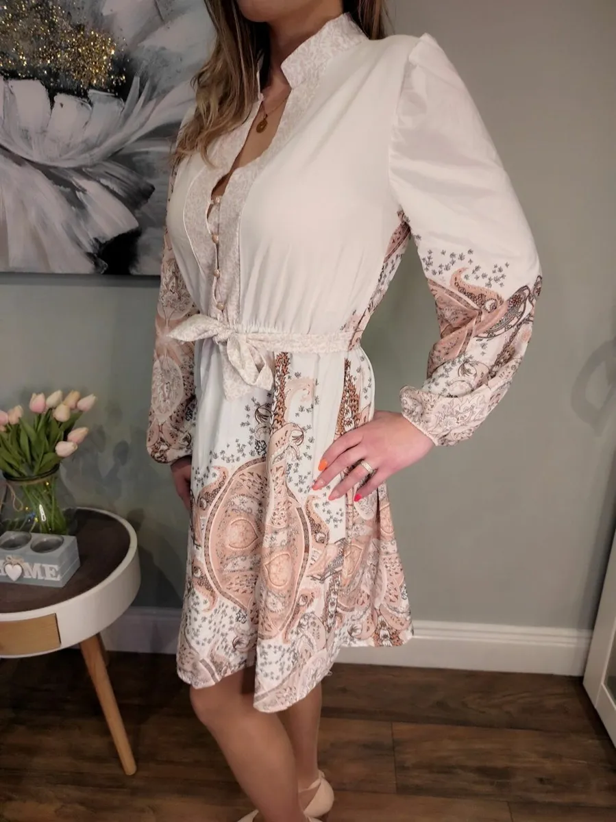 Flared dress - Image 4