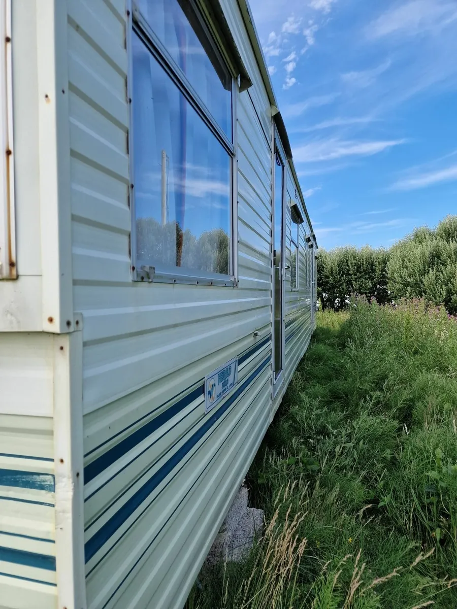 Mobile Home - Image 3