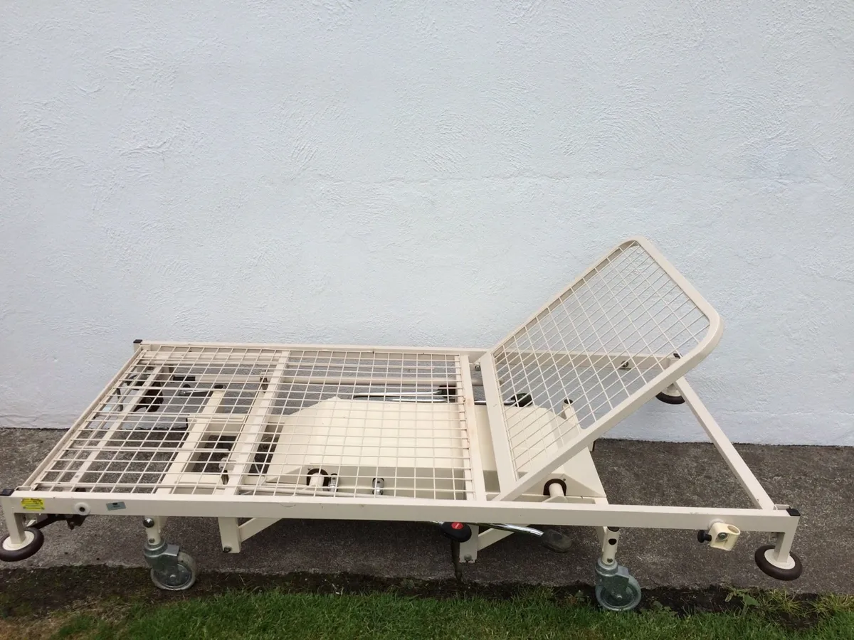 Hydraulic Table Bench - Image 3