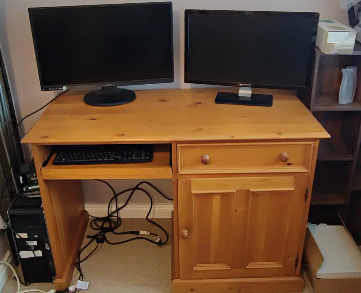 Solid wooden Computer desk - Image 2