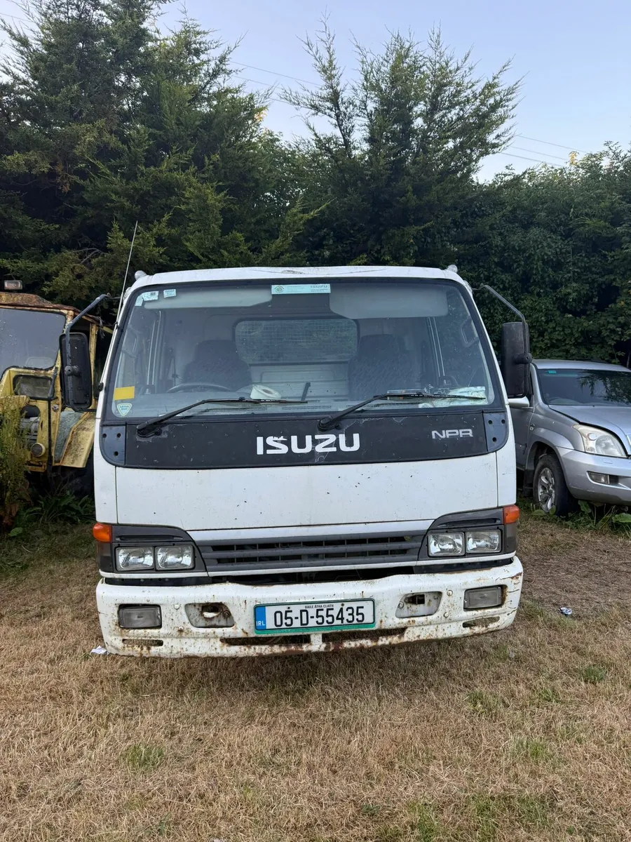 Mitsubishie npr tipper - Image 4