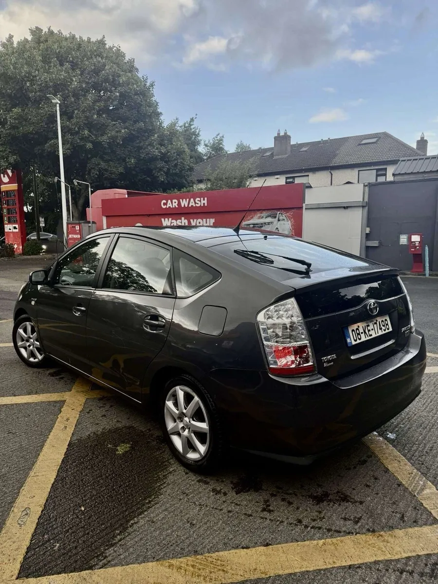 Toyota Prius Hybrid 2008 Low Mileage - Image 3