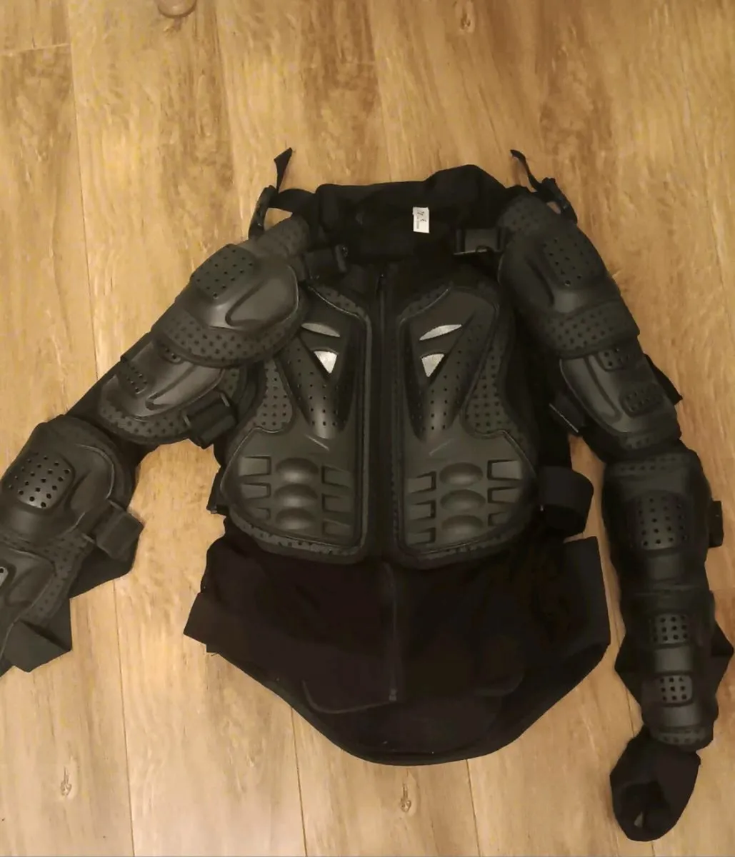 Motorbike chest protector - Image 1